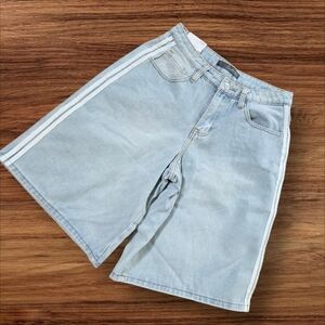 CALI 1850 Light Blue Denim Athletic Look Long Shorts NWT
